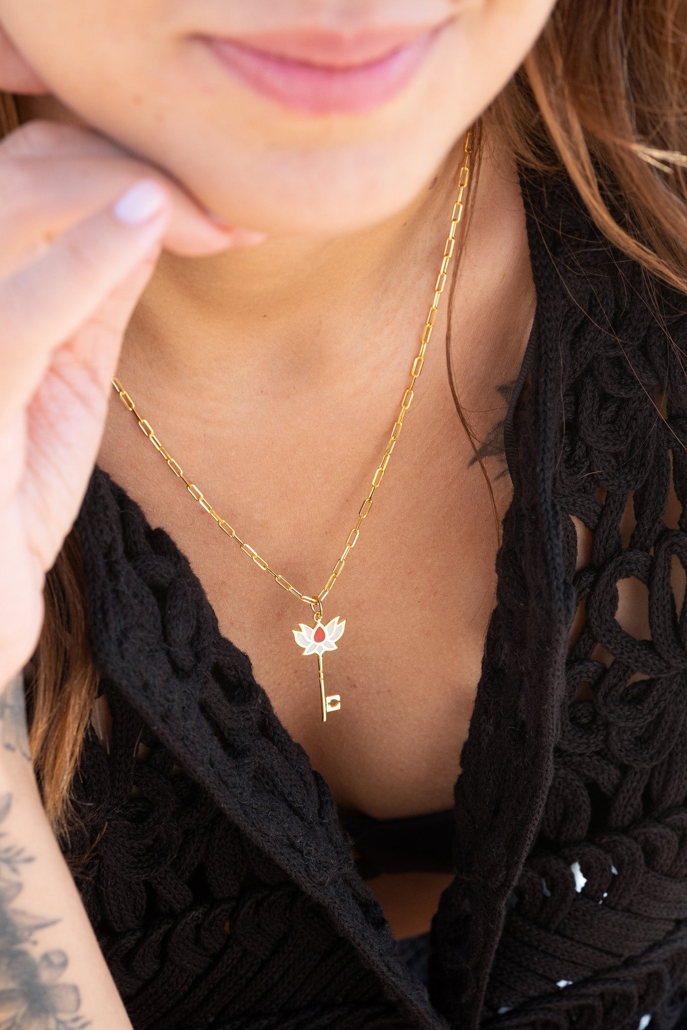 LOTUS KEY KOLYE