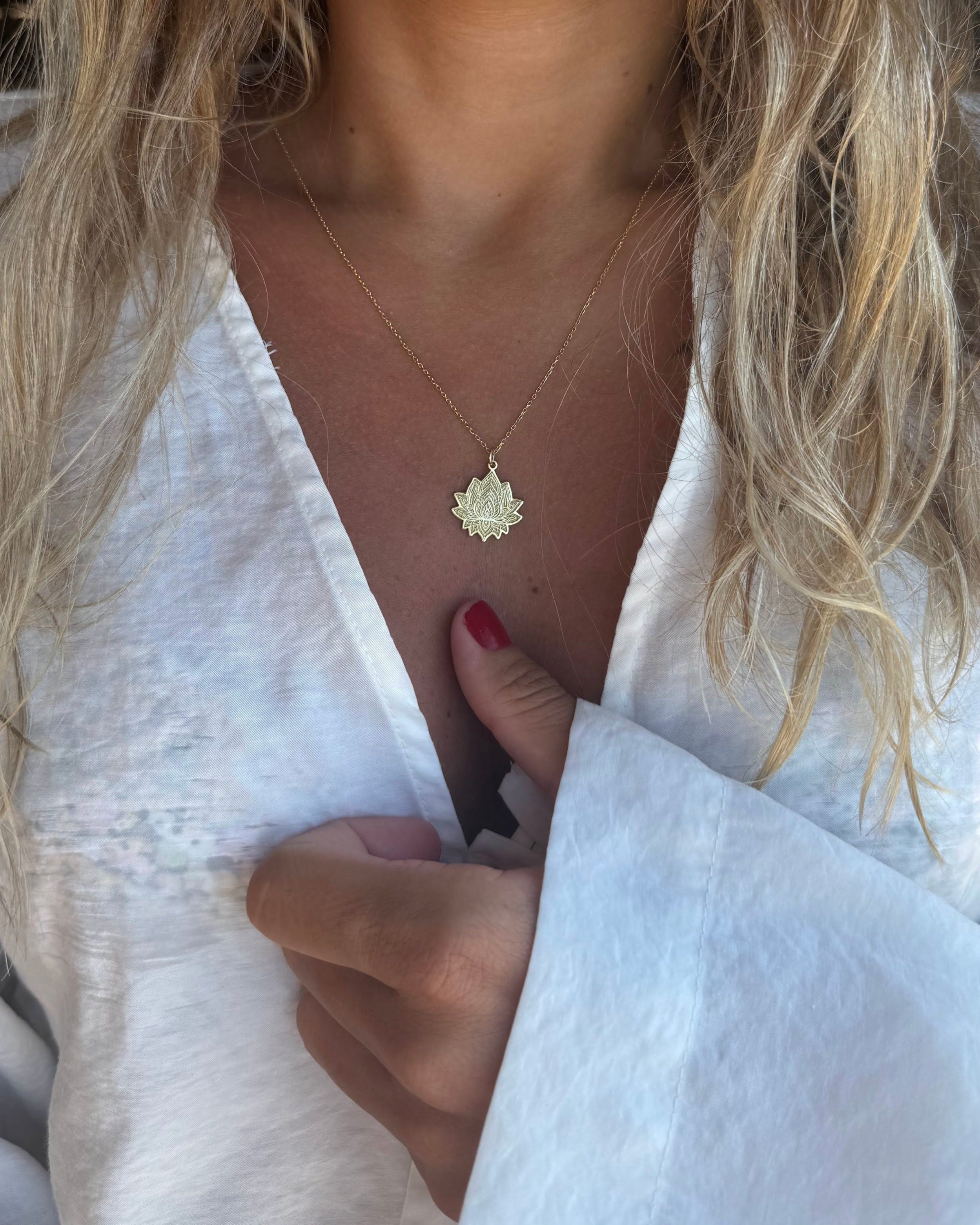 LOTUS GÜMÜŞ KOLYE