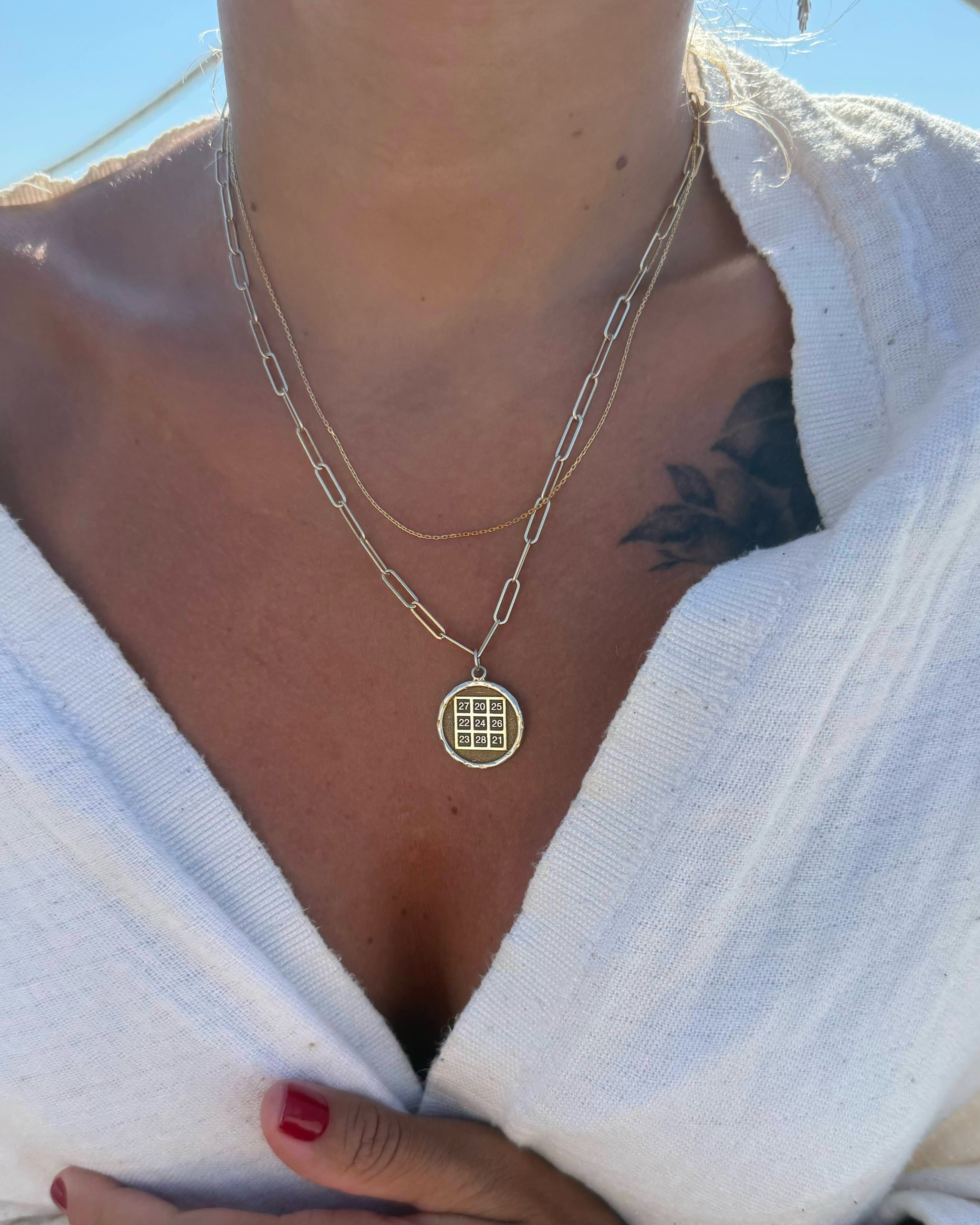 KUBERA PARA MANTRA GÜMÜŞ KOLYE