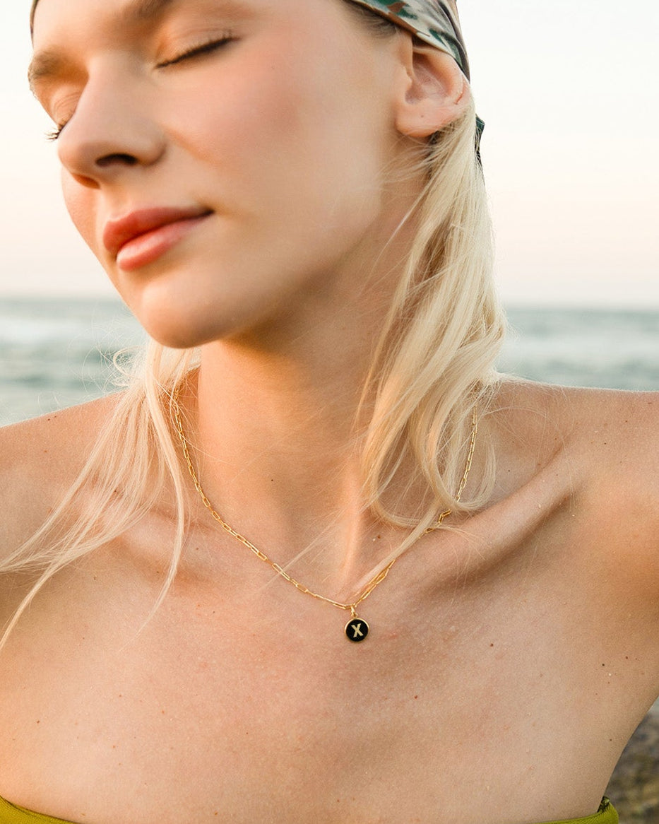 Z HARFİ SİYAH GÜMÜŞ KOLYE