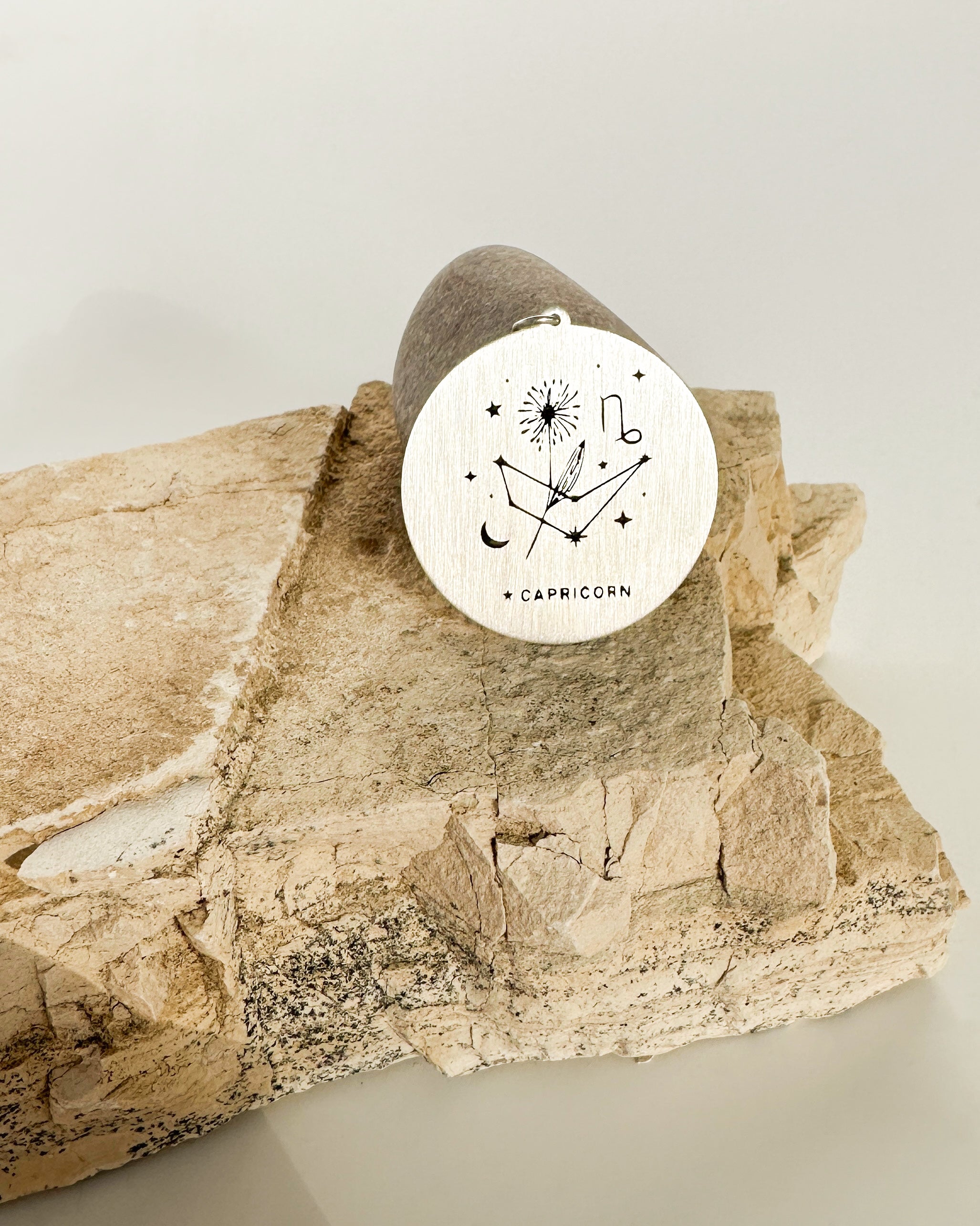 OĞLAK BURCU GÜMÜŞ KOLYE