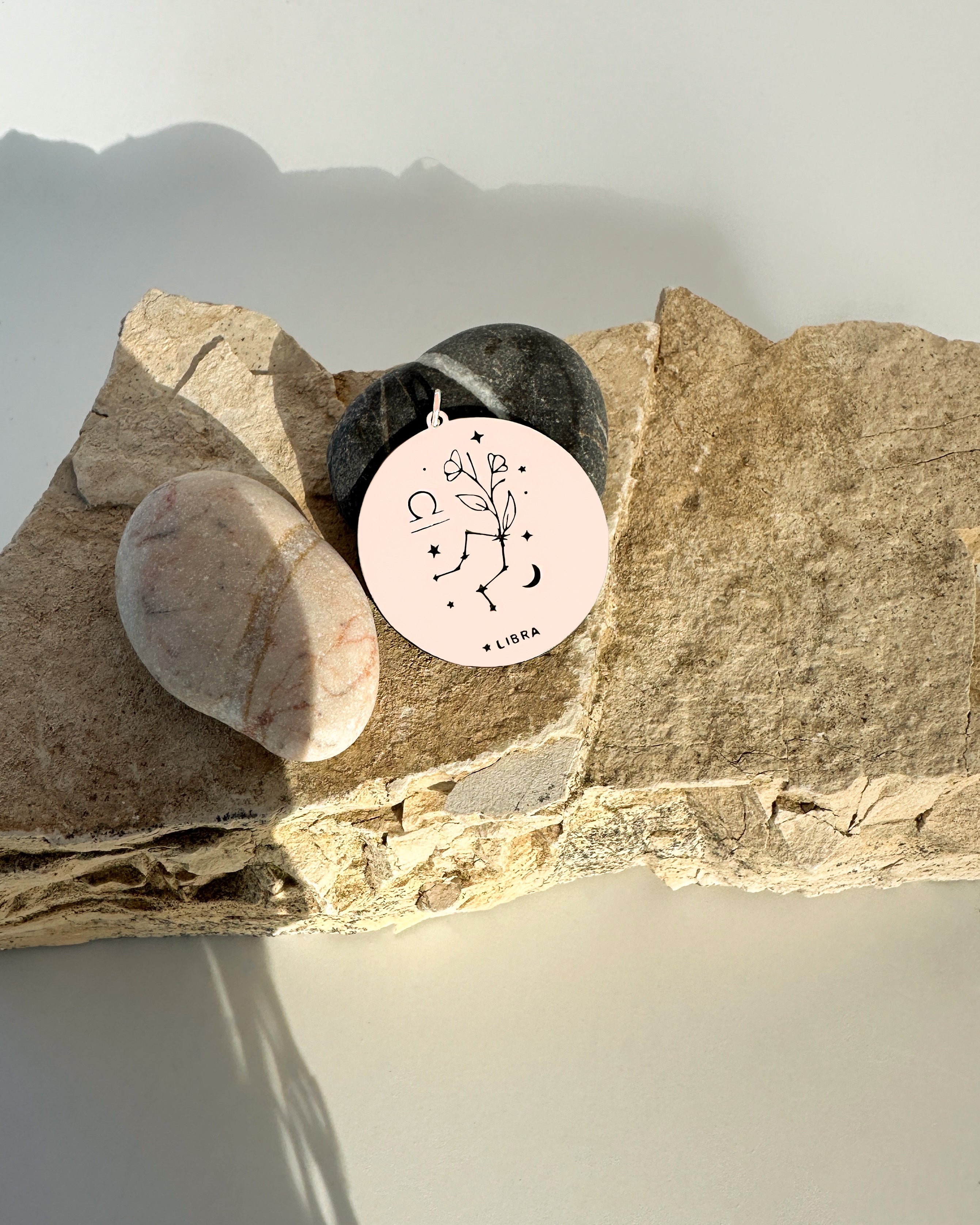 BURÇ SEMBOLÜ KOLYE