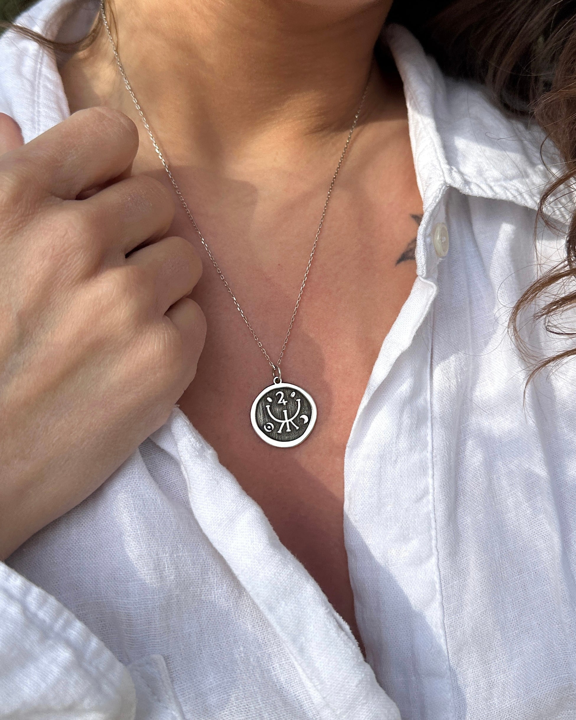 JÜPİTER MÜHRÜ GÜMÜŞ KOLYE