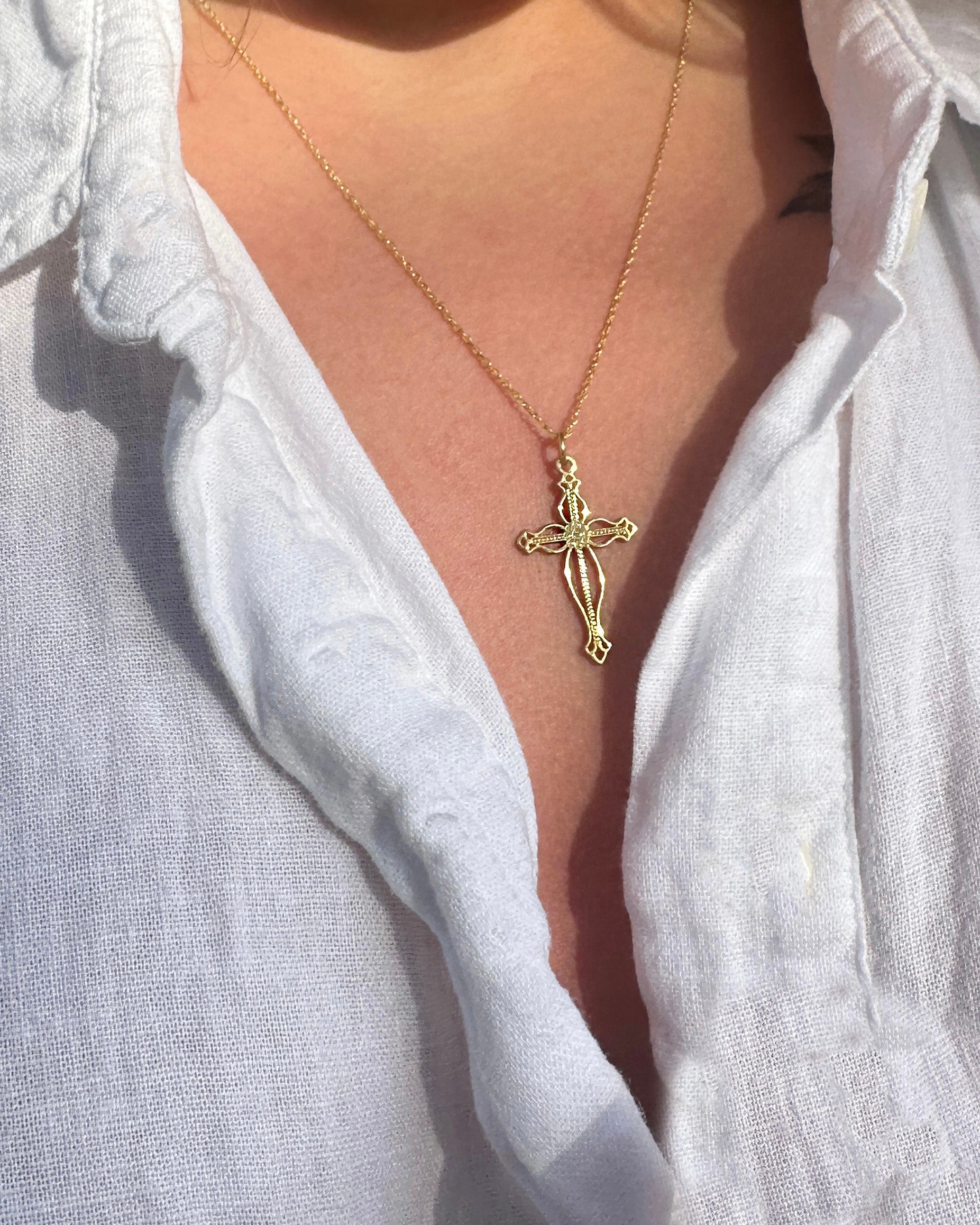 CROSS GÜMÜŞ KOLYE