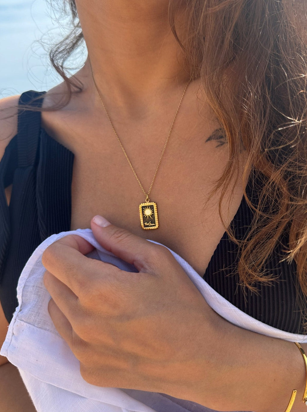 GÜNEŞ TAROT KARTI GÜMÜŞ KOLYE