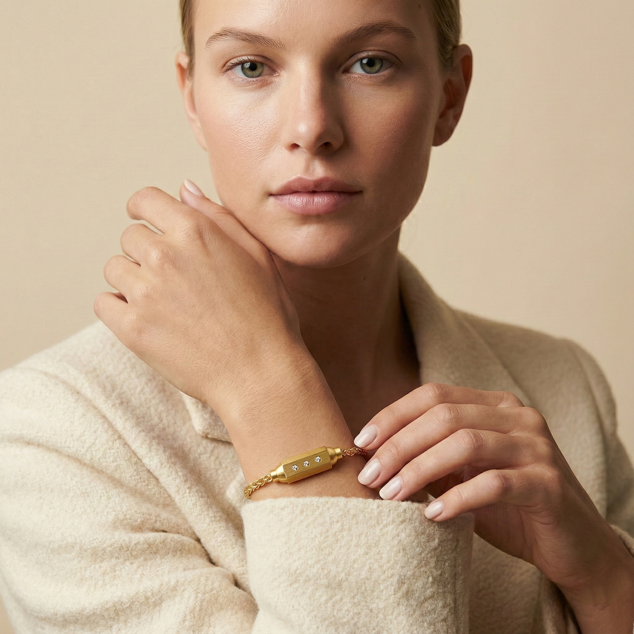 TRIOVA GÜMÜŞ BİLEKLİK