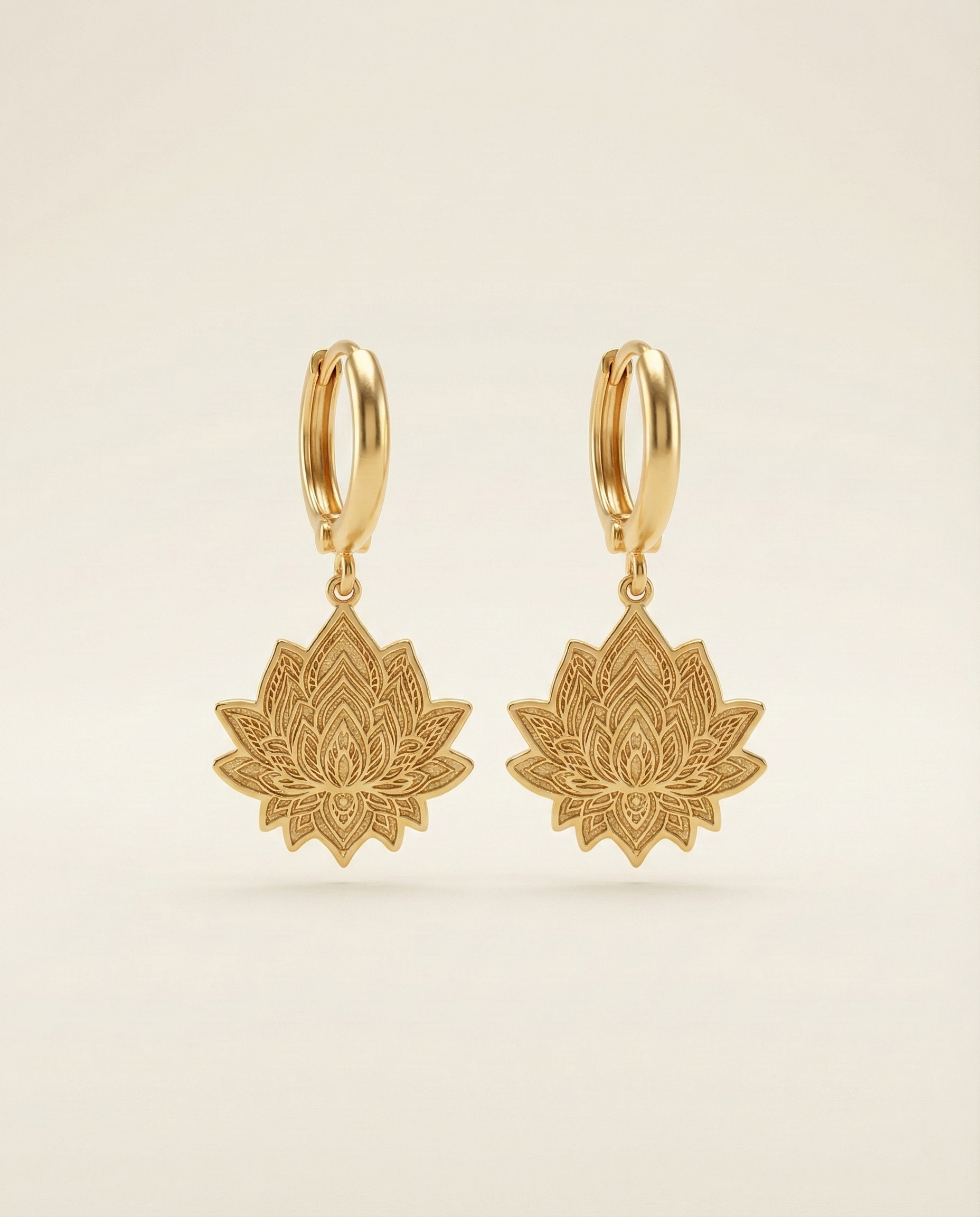 LOTUS GÜMÜŞ KÜPE