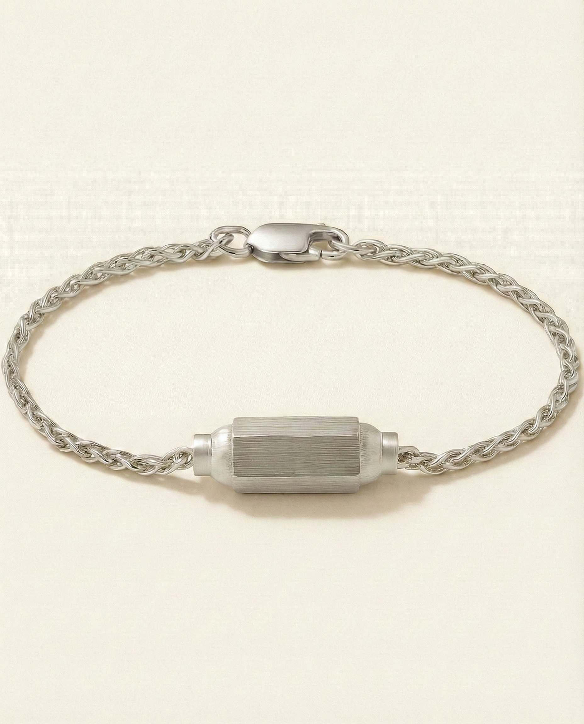 TRIOVA ERKEK BİLEKLİK