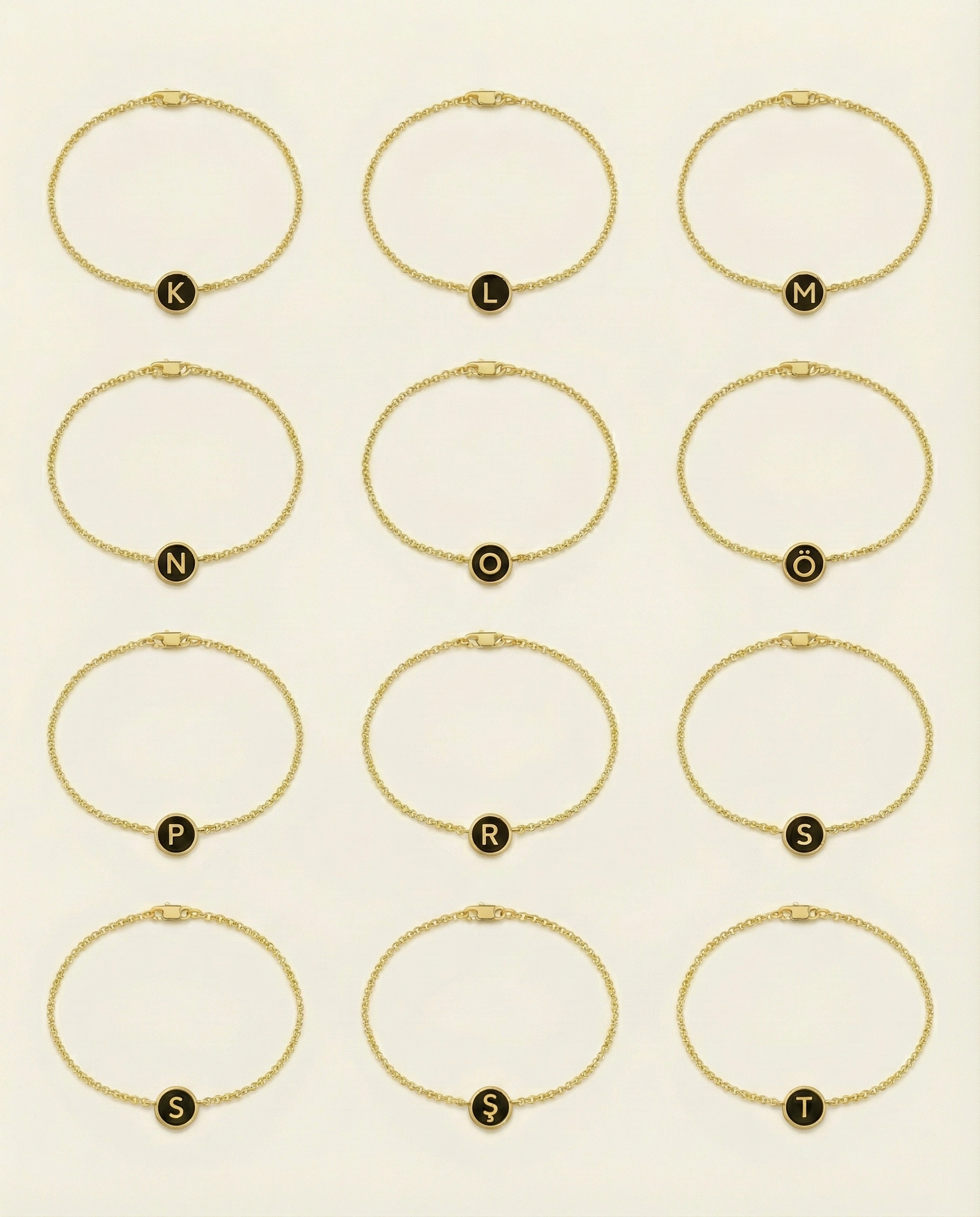 SİYAH HARF BİLEKLİK