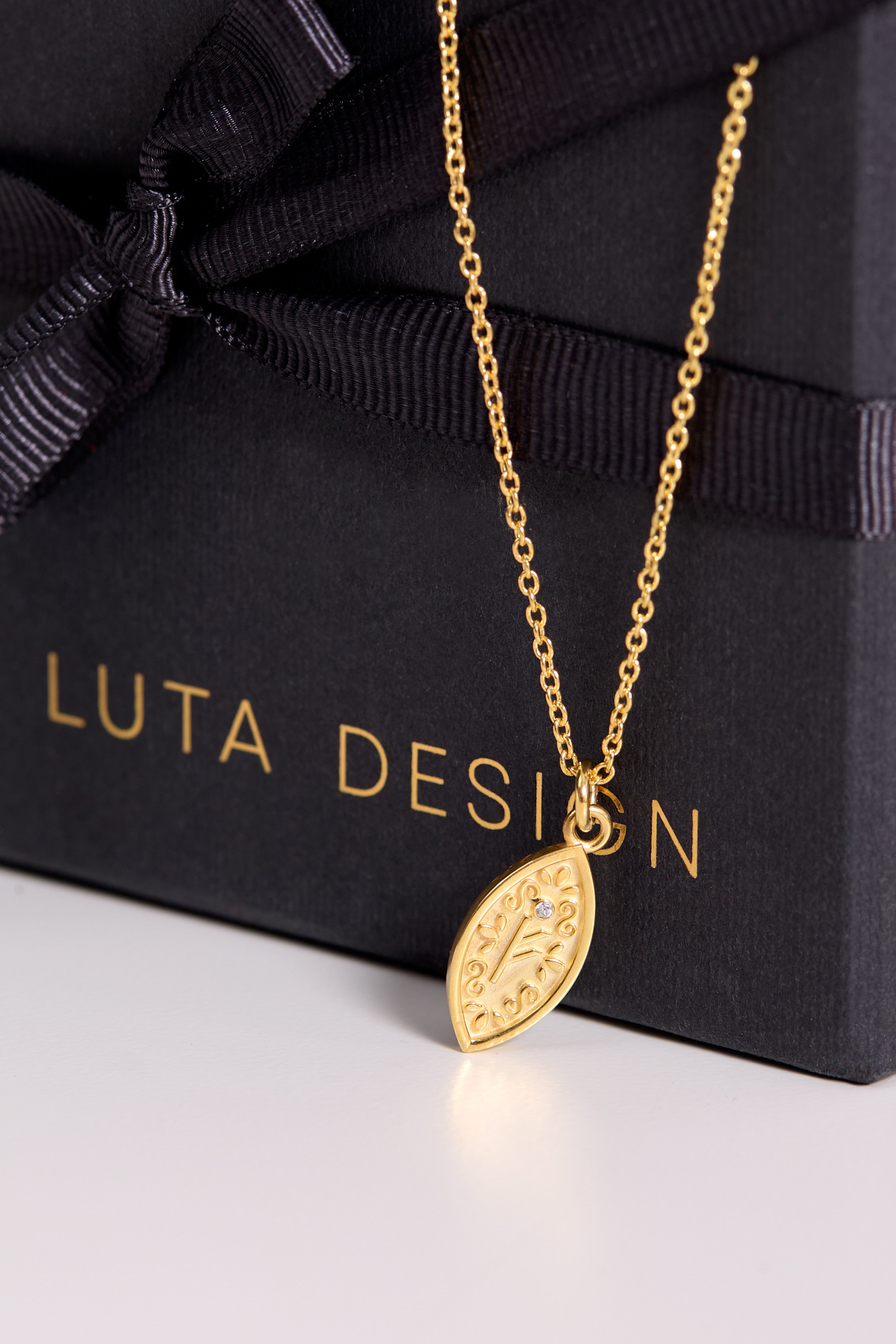 FEHU BEREKET/ZENGİNLİK SEMBOLÜ GÜMÜŞ KOLYE