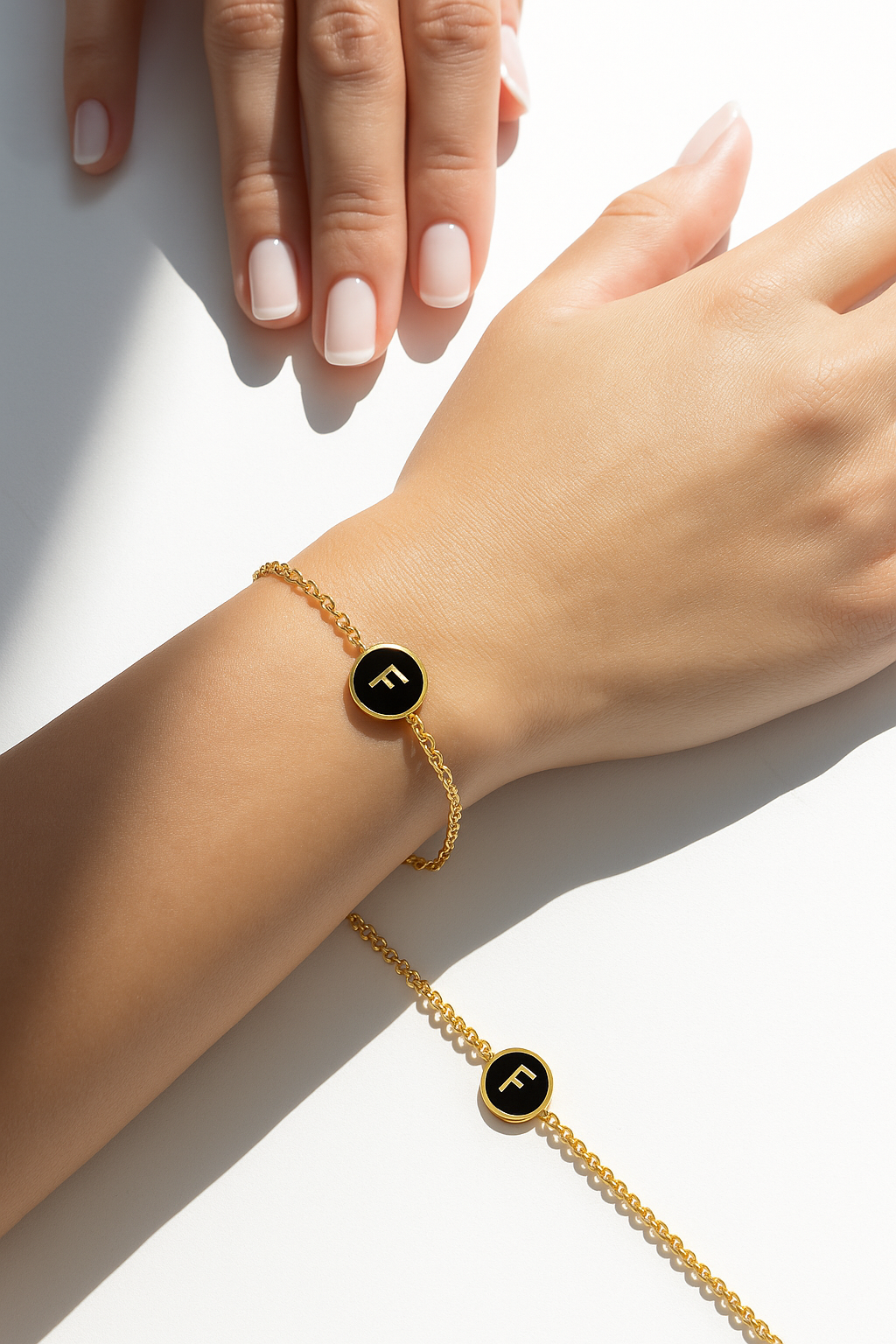 SİYAH HARF GÜMÜŞ BİLEKLİK