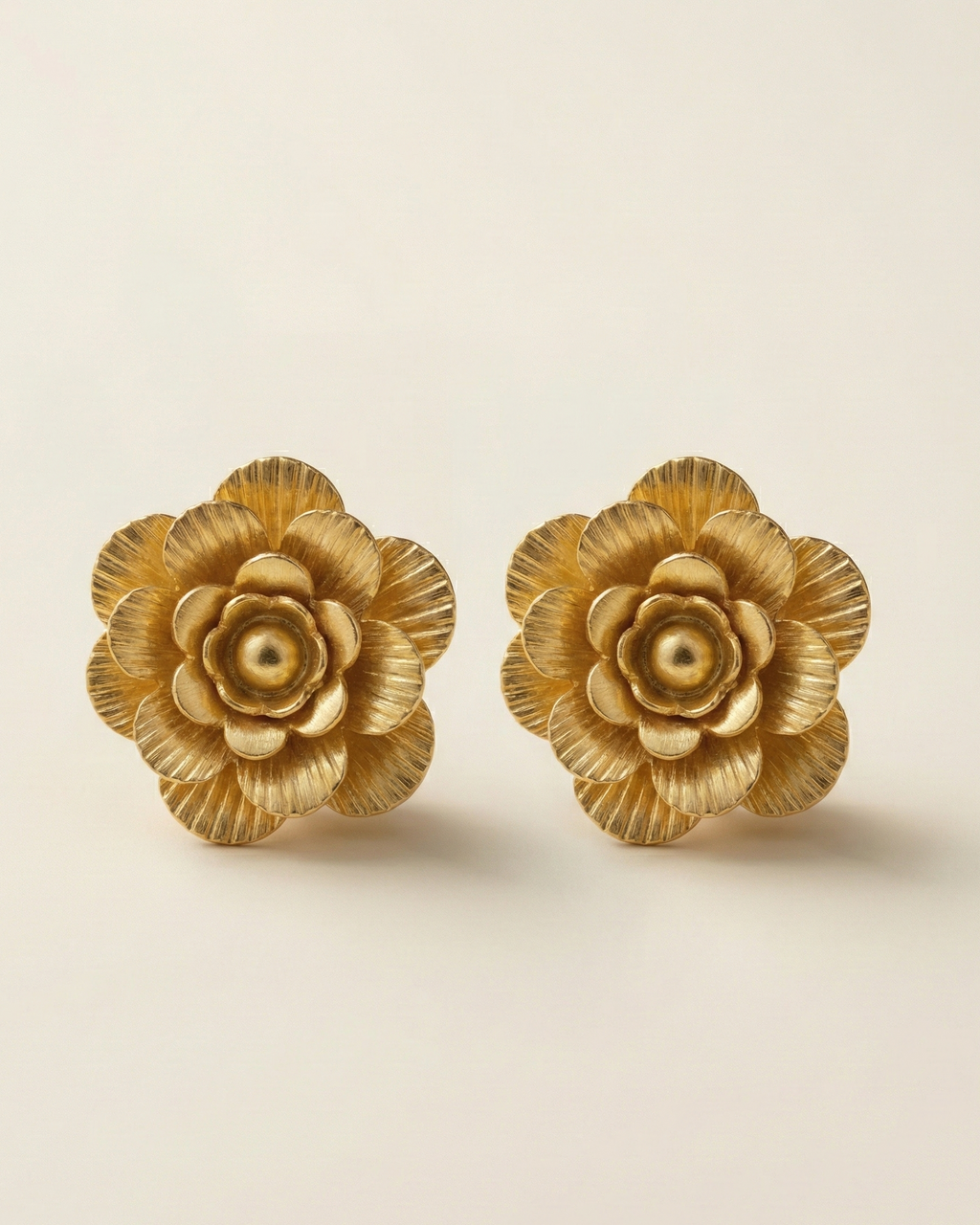 LUZİA GÜMÜŞ KÜPE