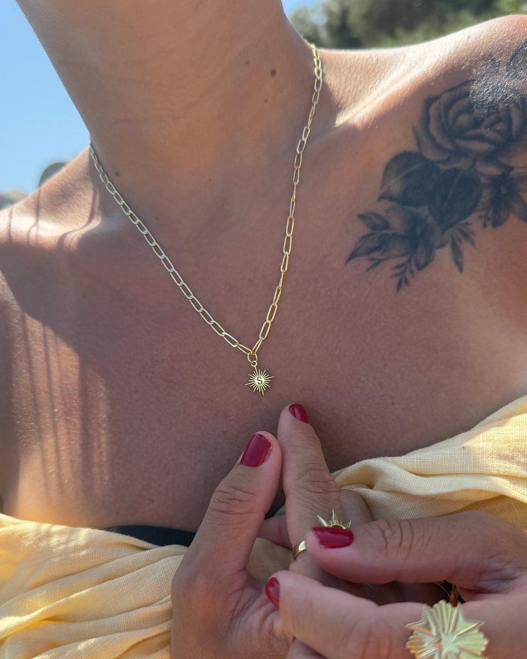 GÜNEŞ GÜMÜŞ KOLYE