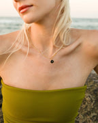 J HARFİ SİYAH GÜMÜŞ KOLYE