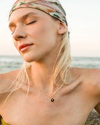 R HARFİ SİYAH GÜMÜŞ KOLYE