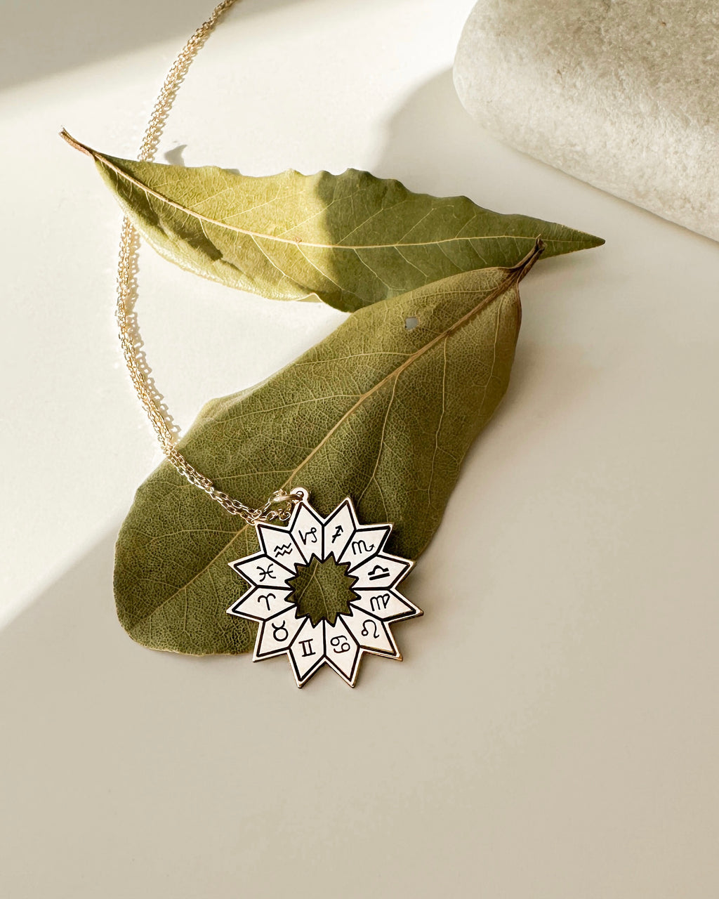 GÜNEŞ ZODYAK GÜMÜŞ KOLYE