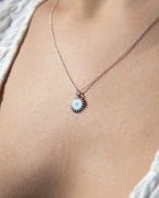 GÜNEŞ GÜMÜŞ KOLYE